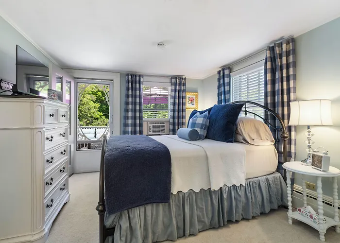 Westbrook Inn Bed And Breakfast